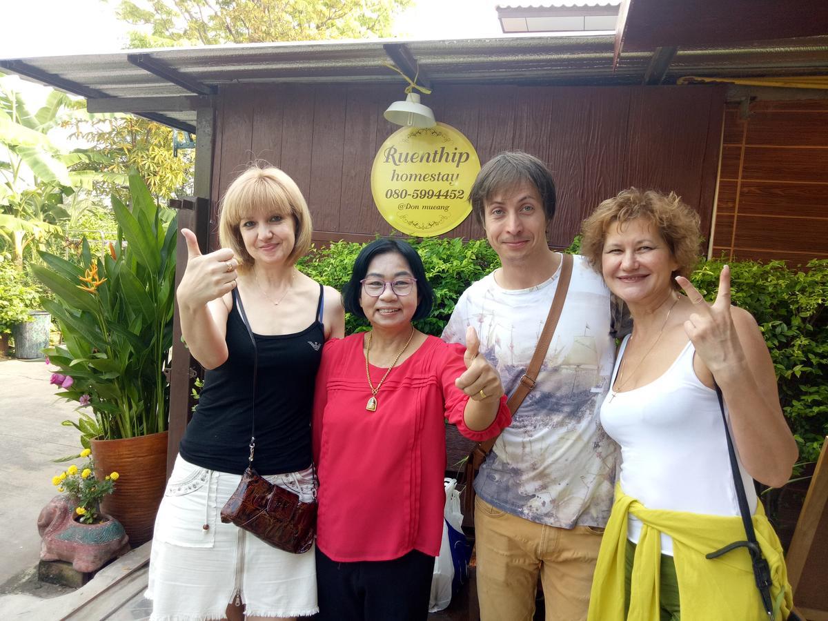 Ruenthip Homestay Банкок Екстериор снимка